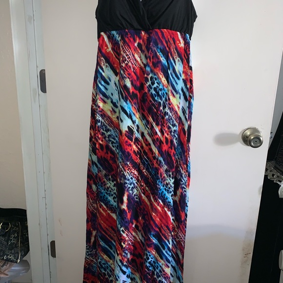 Dress - Picture 2 of 2